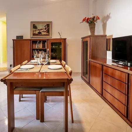 Casa Grazia Apartment *